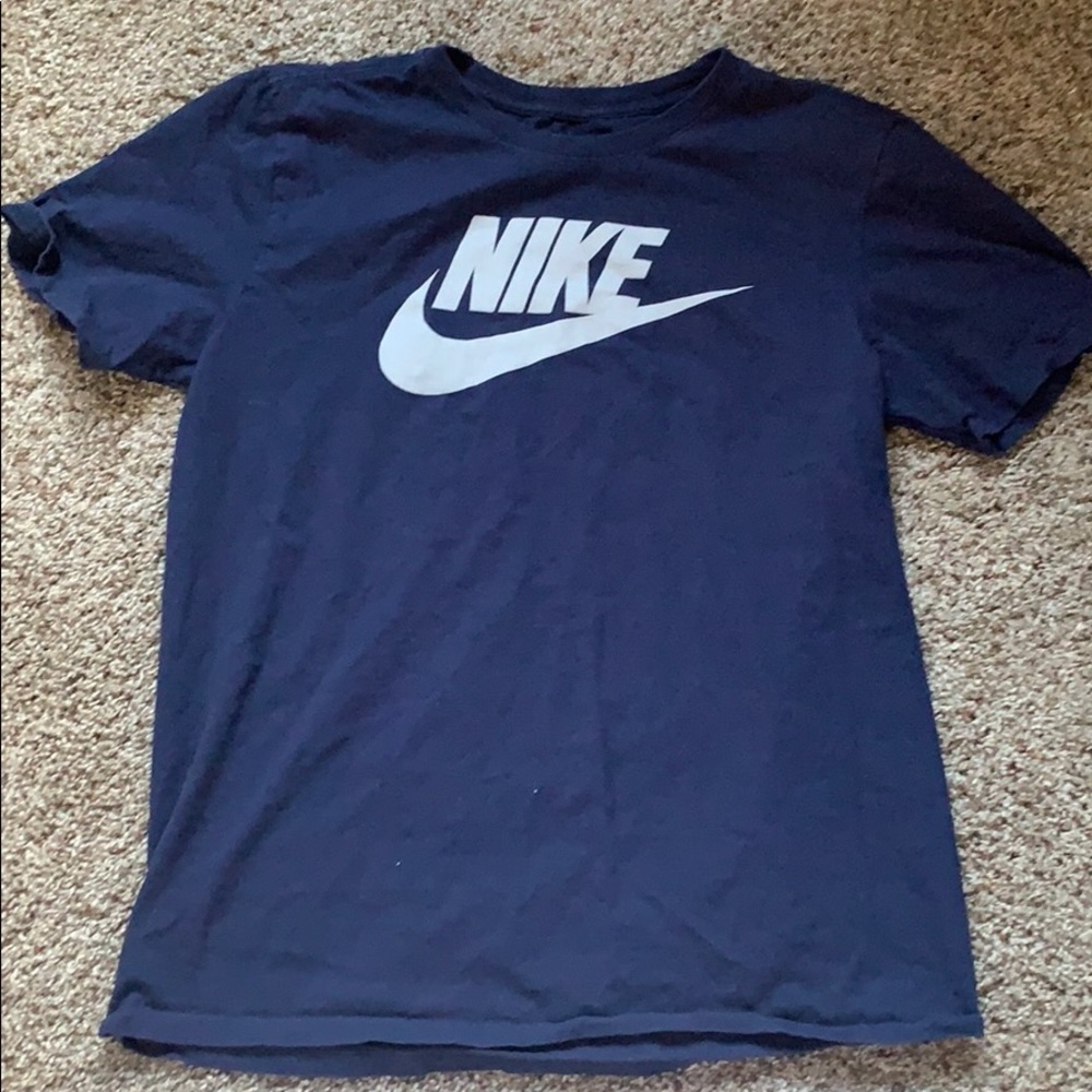 Nike t shirt